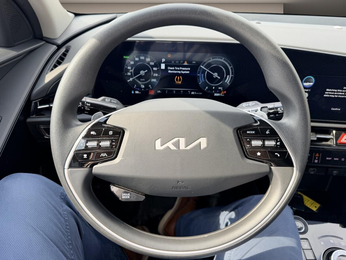 2023 Kia Niro EV - Image 61