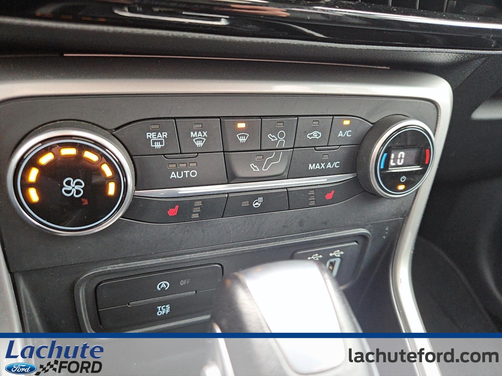 2018 Ford EcoSport - Image 124