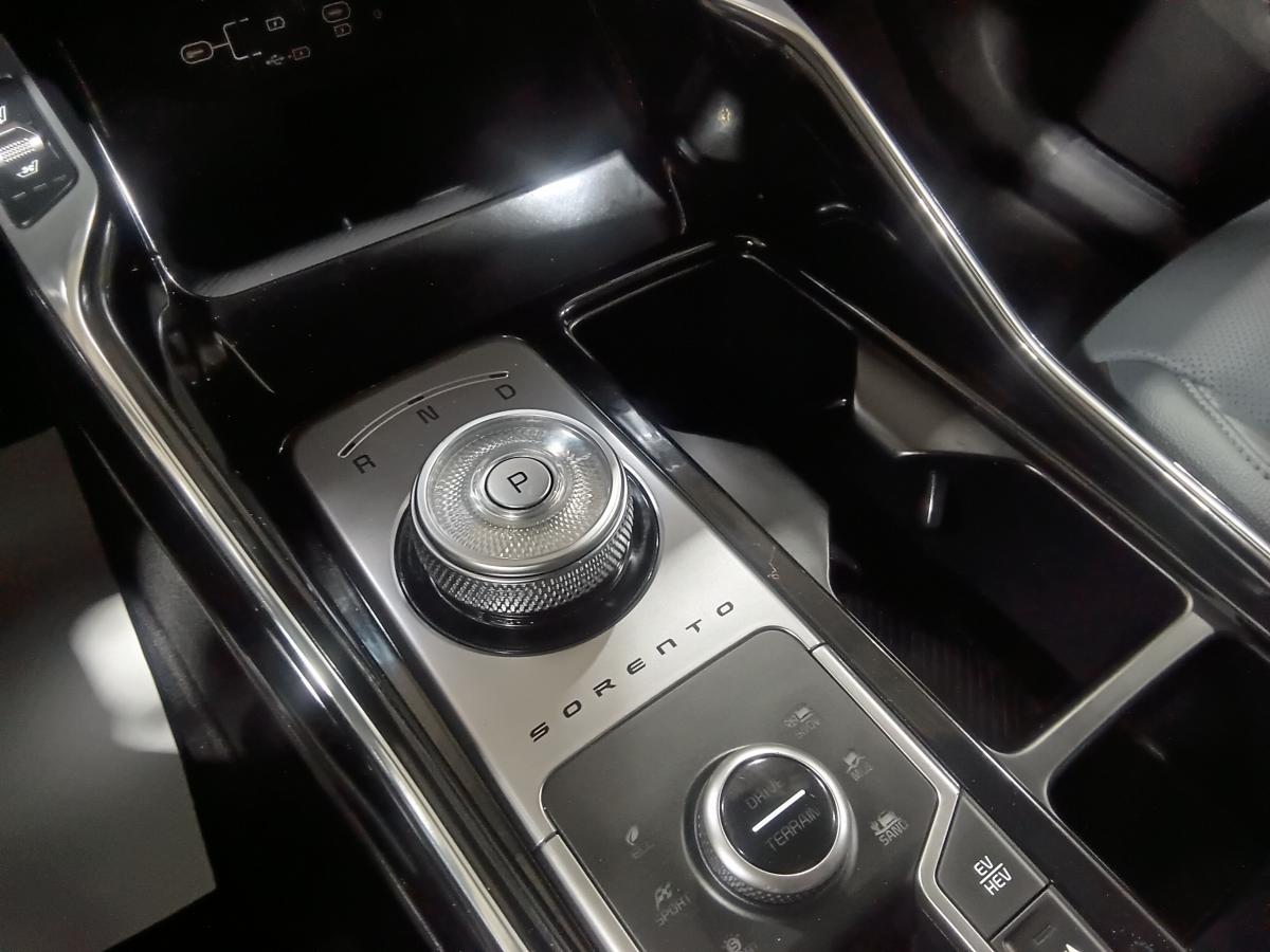 2025 Kia Sorento PHEV - Image 822