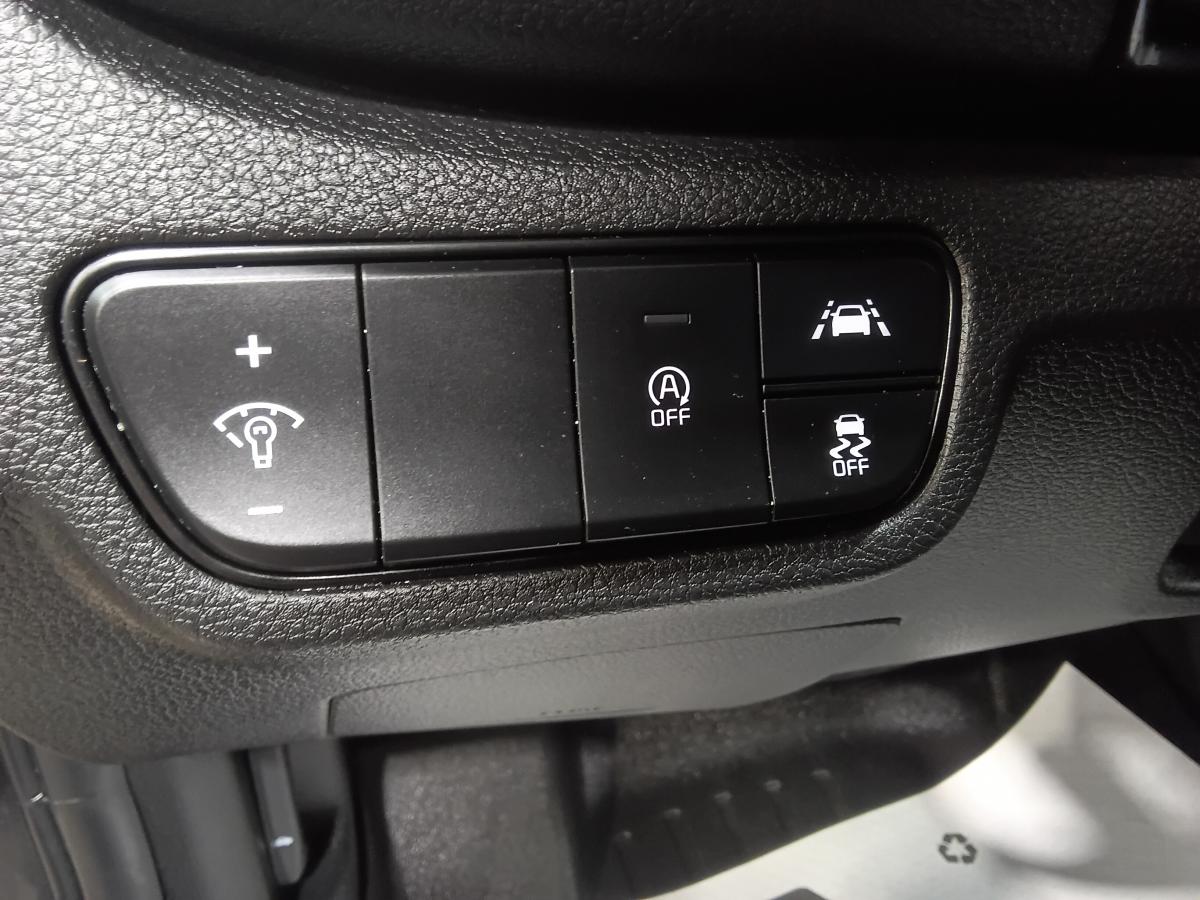 2023 Kia Seltos - Image 120
