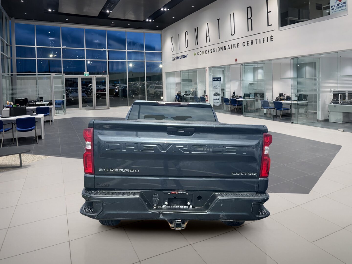 2022 Chevrolet Silverado 1500 - Image 136