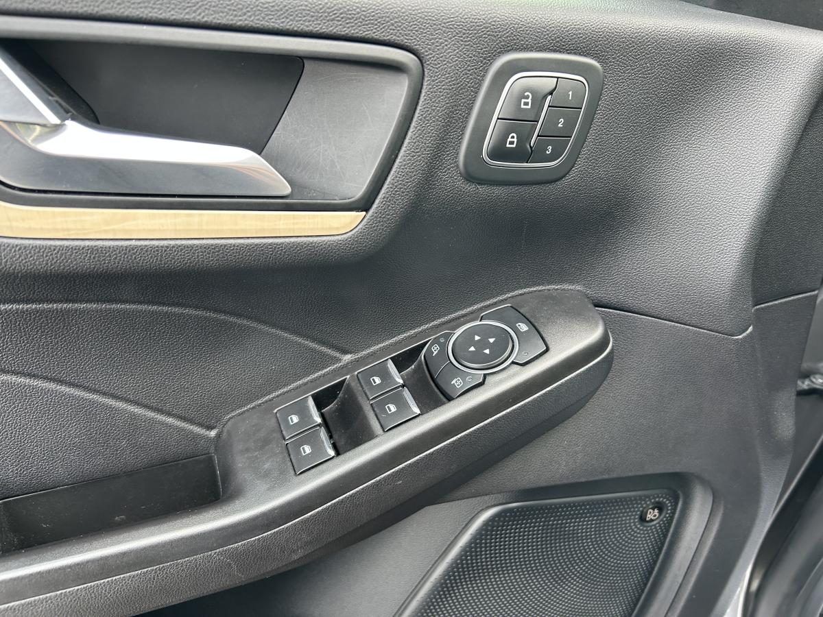 2021 Ford Escape - Image 422