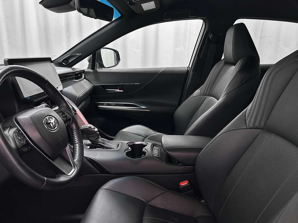 2022 Toyota Venza - Image 139