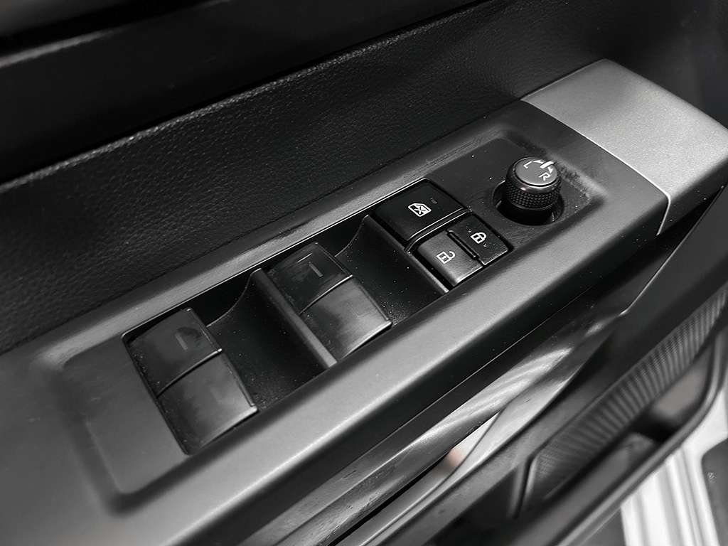 2023 Toyota Tundra - Image 82