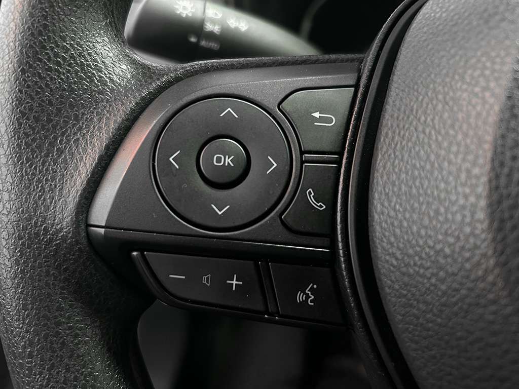 2025 Toyota Rav4 - Image 76