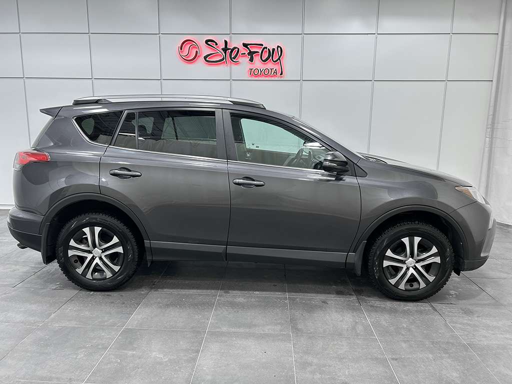 2017 Toyota Rav4 - Image 100