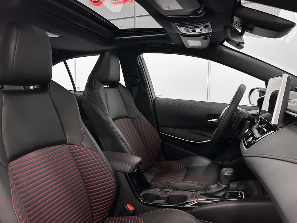 2025 Toyota Corolla - Image 87