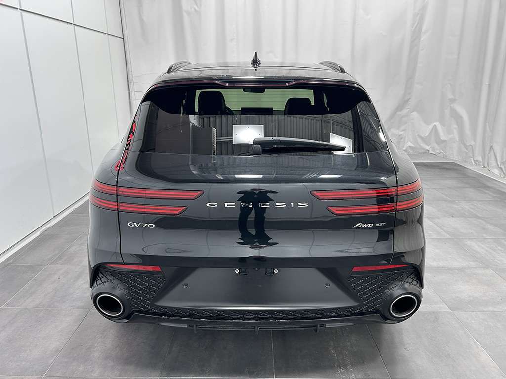 2024 Genesis GV70 - Image 101