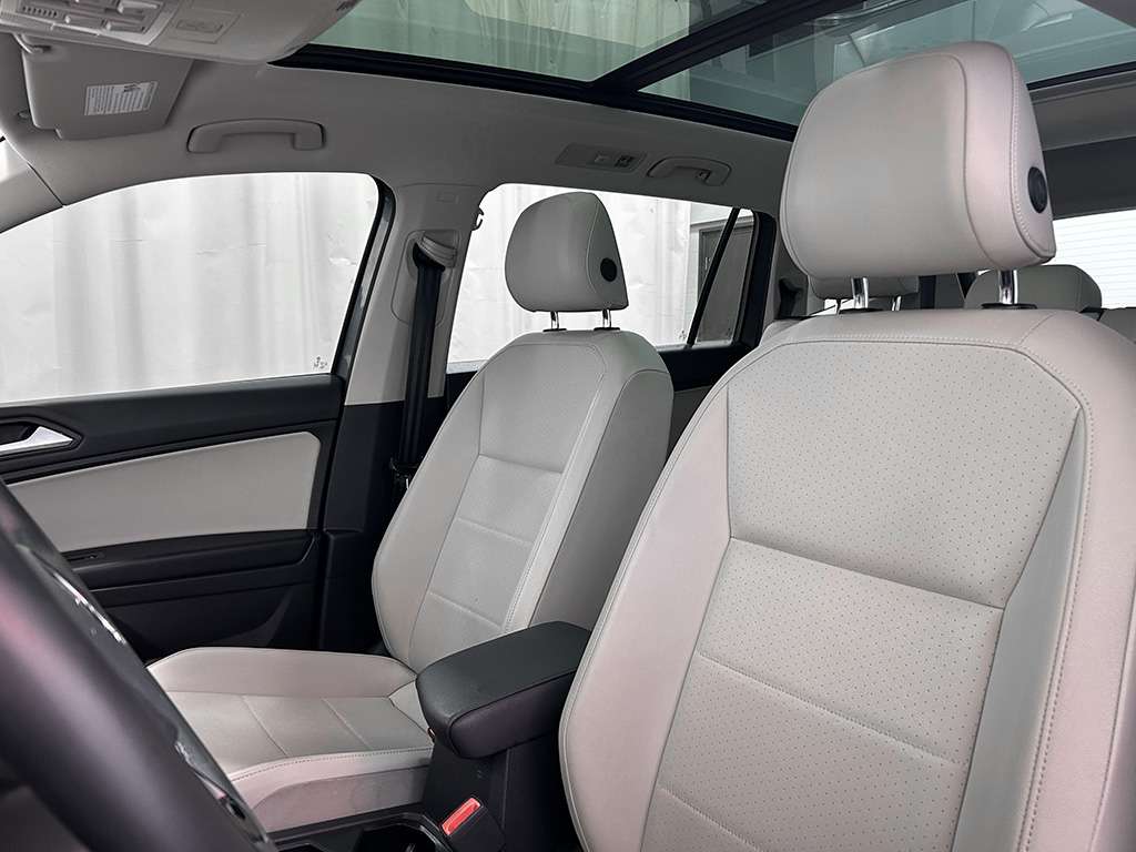 2020 Volkswagen Tiguan - Image 110