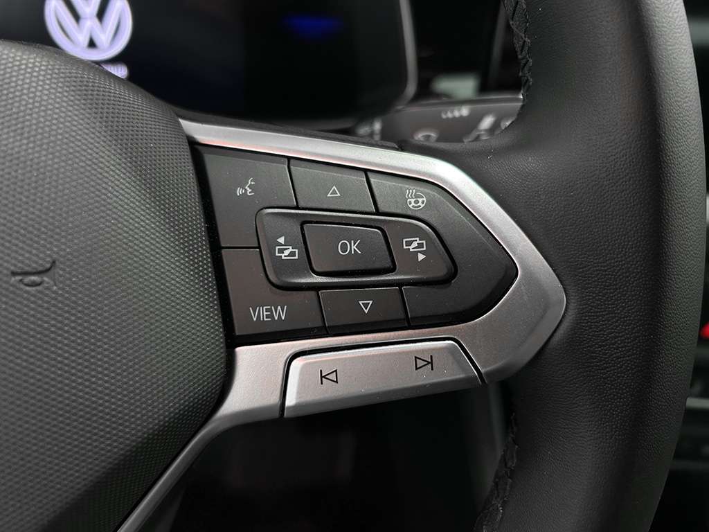 2025 Volkswagen Jetta - Image 104