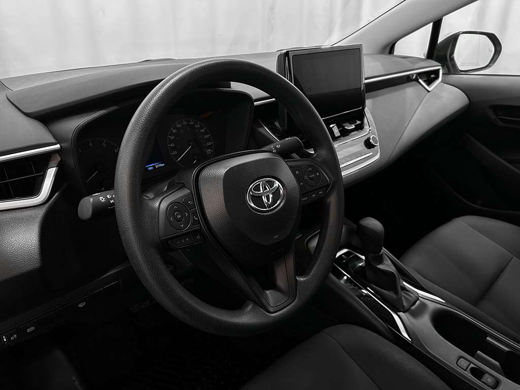 2025 Toyota Corolla - Image 61