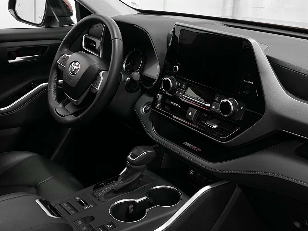 2025 Toyota Highlander - Image 93