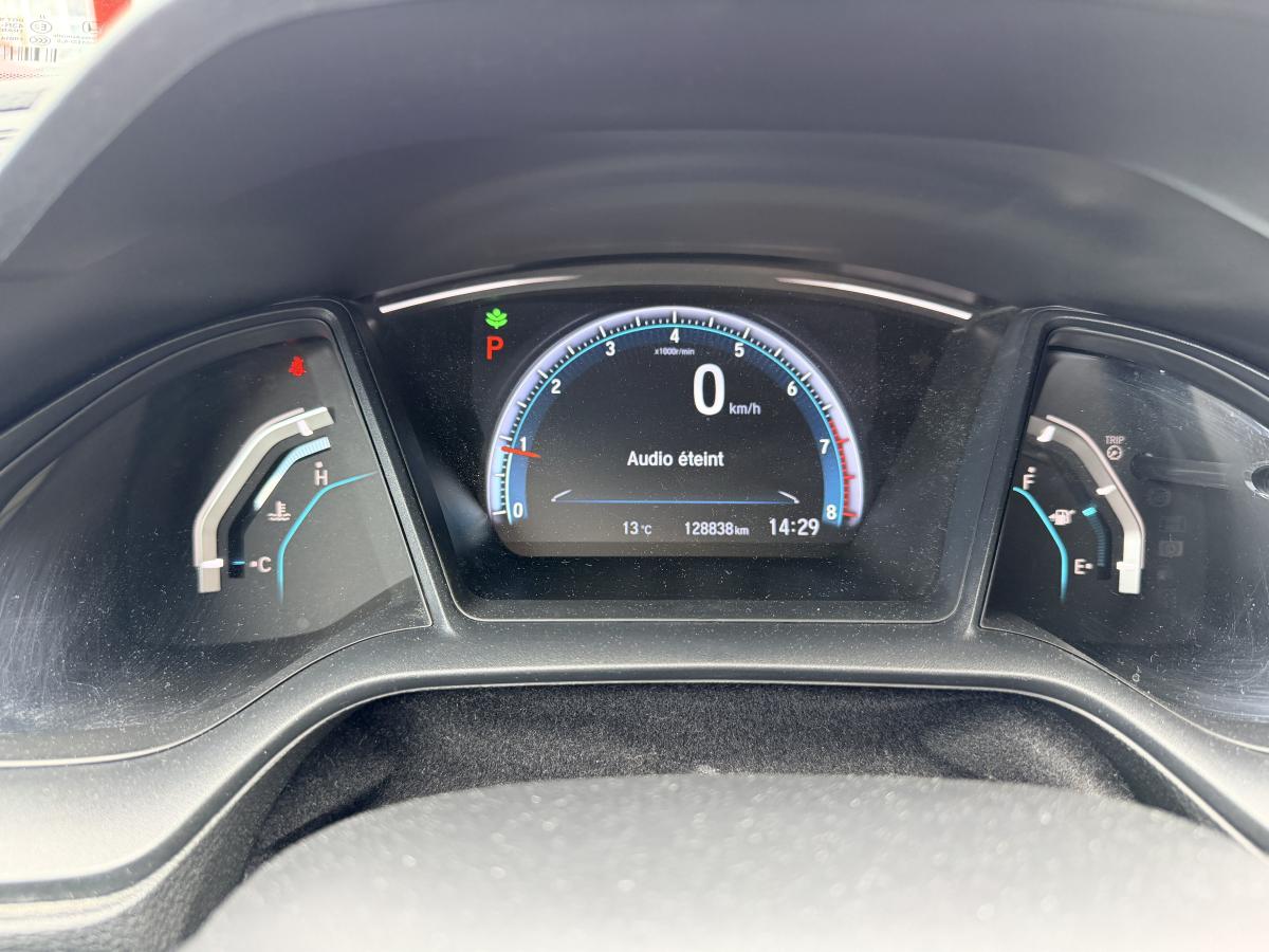 2018 Honda Civic - Image 18