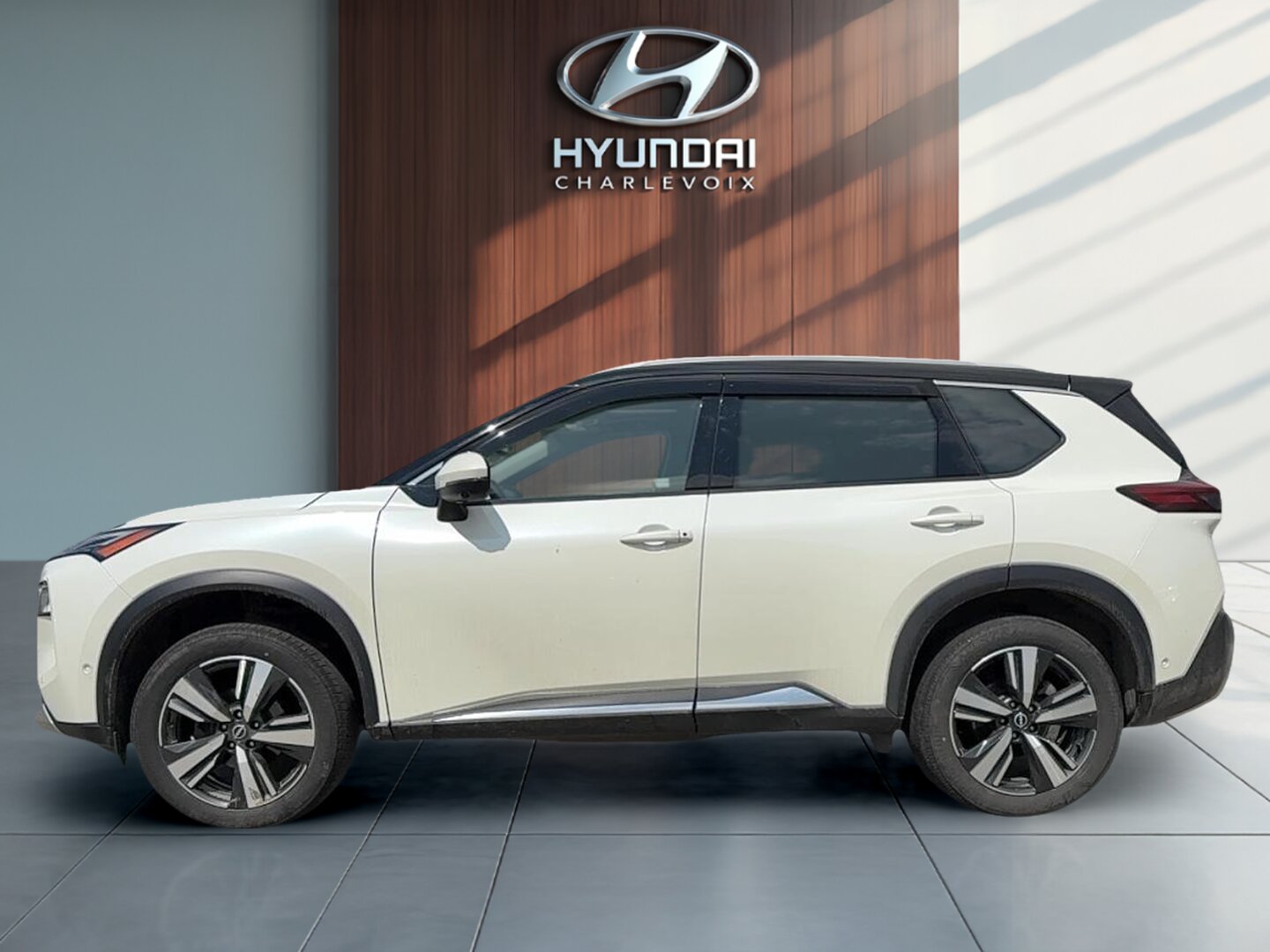 2023 Nissan Rogue - Image 35