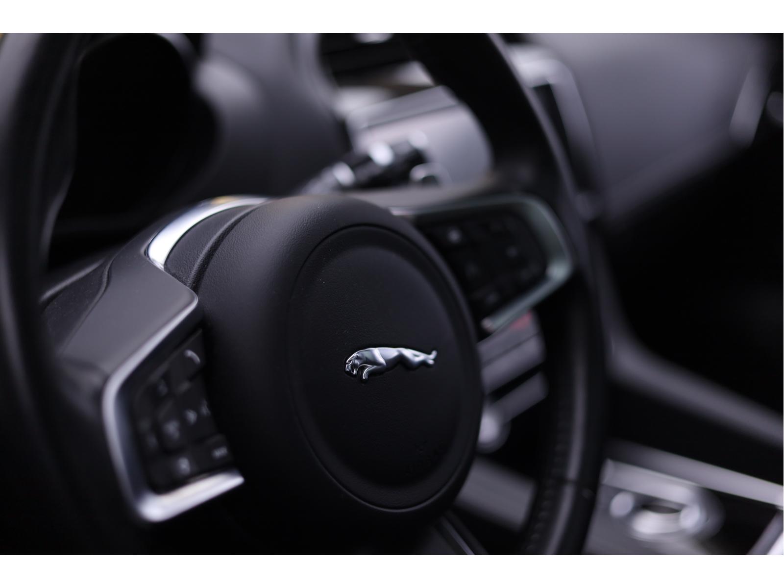 2019 Jaguar F-Pace - Image 366