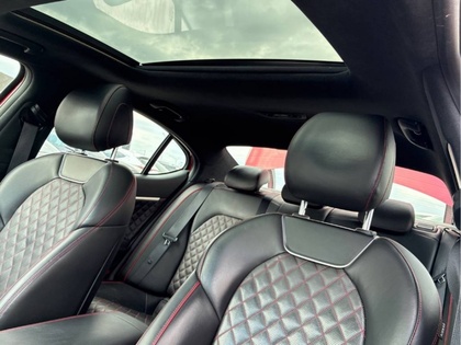 2020 Genesis G70 - Image 11