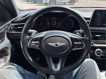 2020 Genesis G70 - Image 12