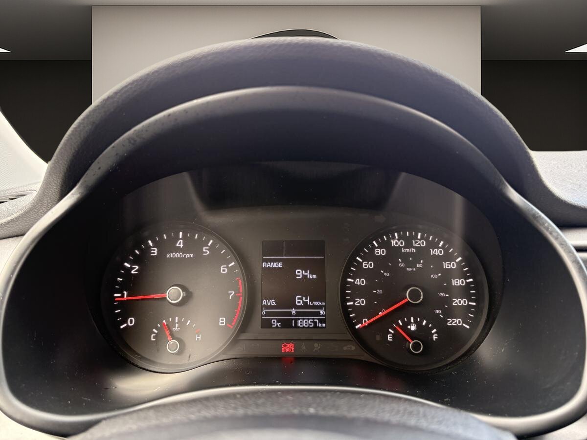 2021 Kia Rio5 - Image 19
