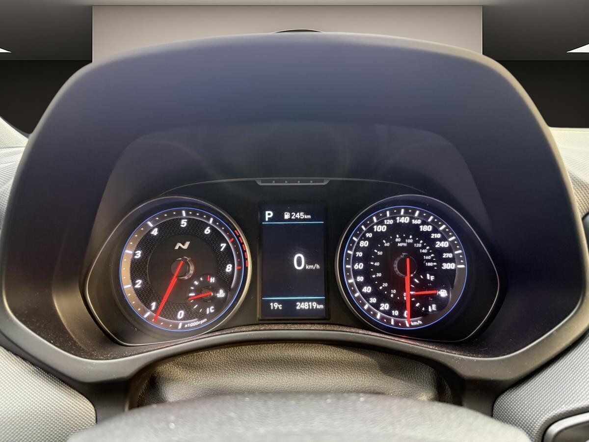 2022 Hyundai Veloster N - Image 18