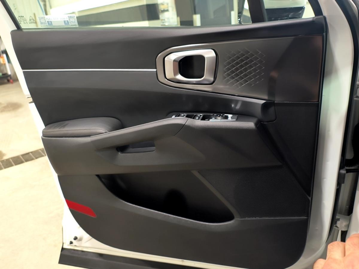 2025 Kia Sorento PHEV - Image 678