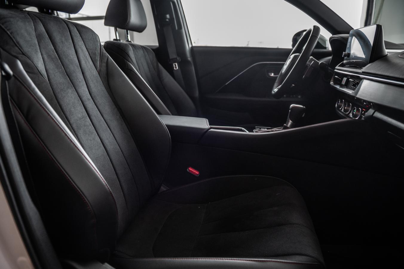 2025 Acura ADX - Image 923