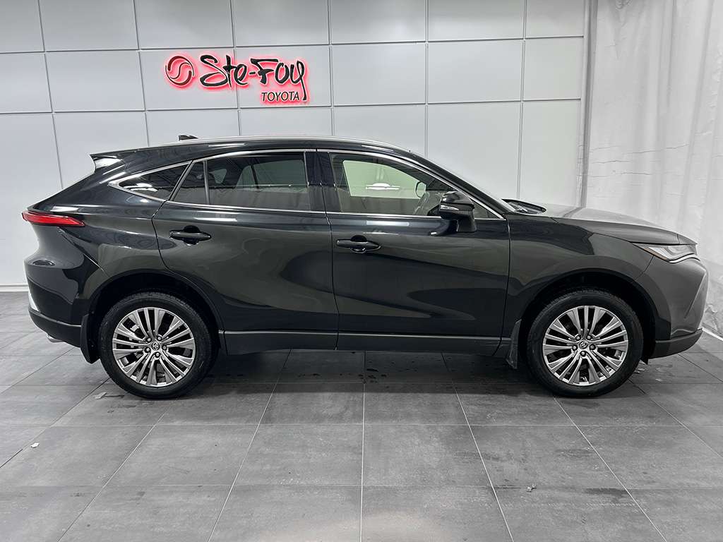 2022 Toyota Venza - Image 151