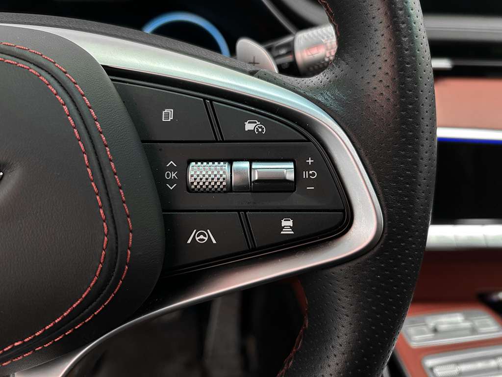 2024 Genesis GV70 - Image 132