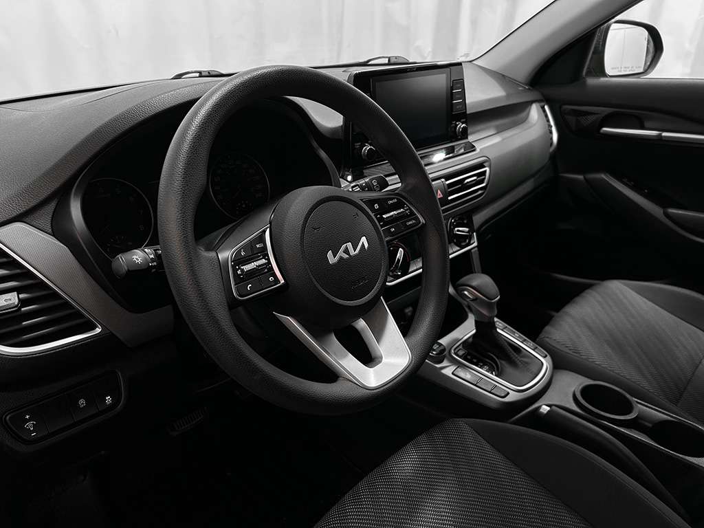 2023 Kia Seltos - Image 74