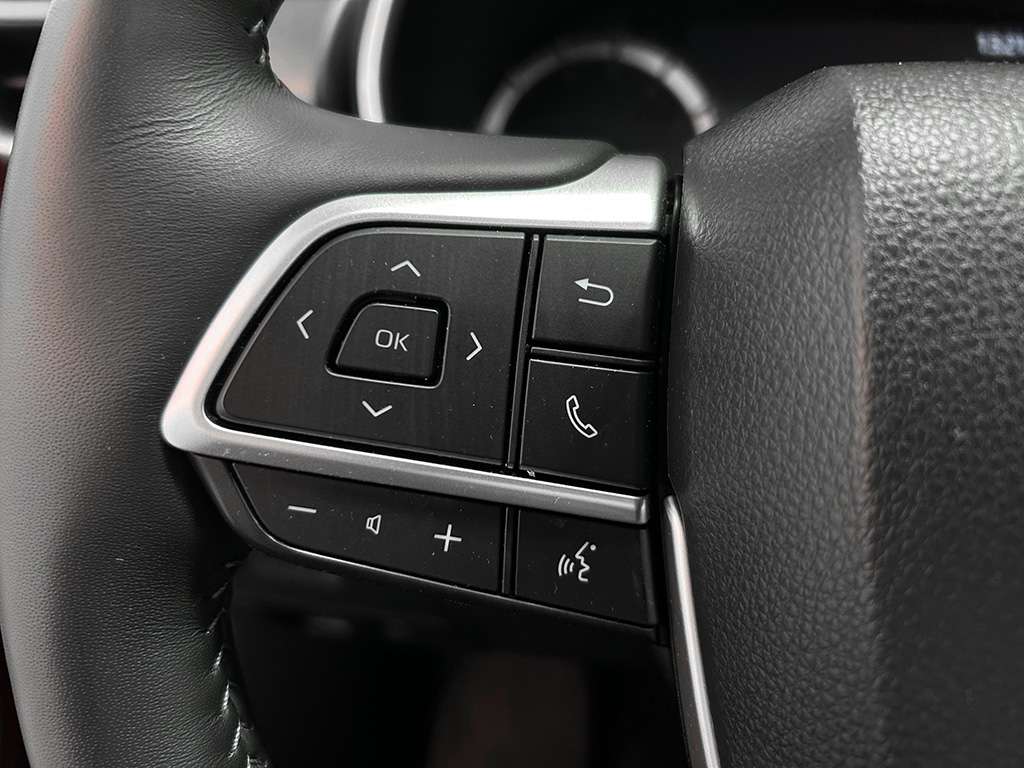 2025 Toyota Highlander - Image 103