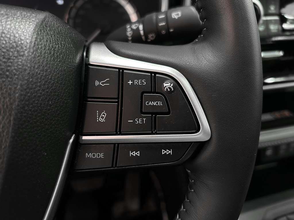 2025 Toyota Highlander - Image 105