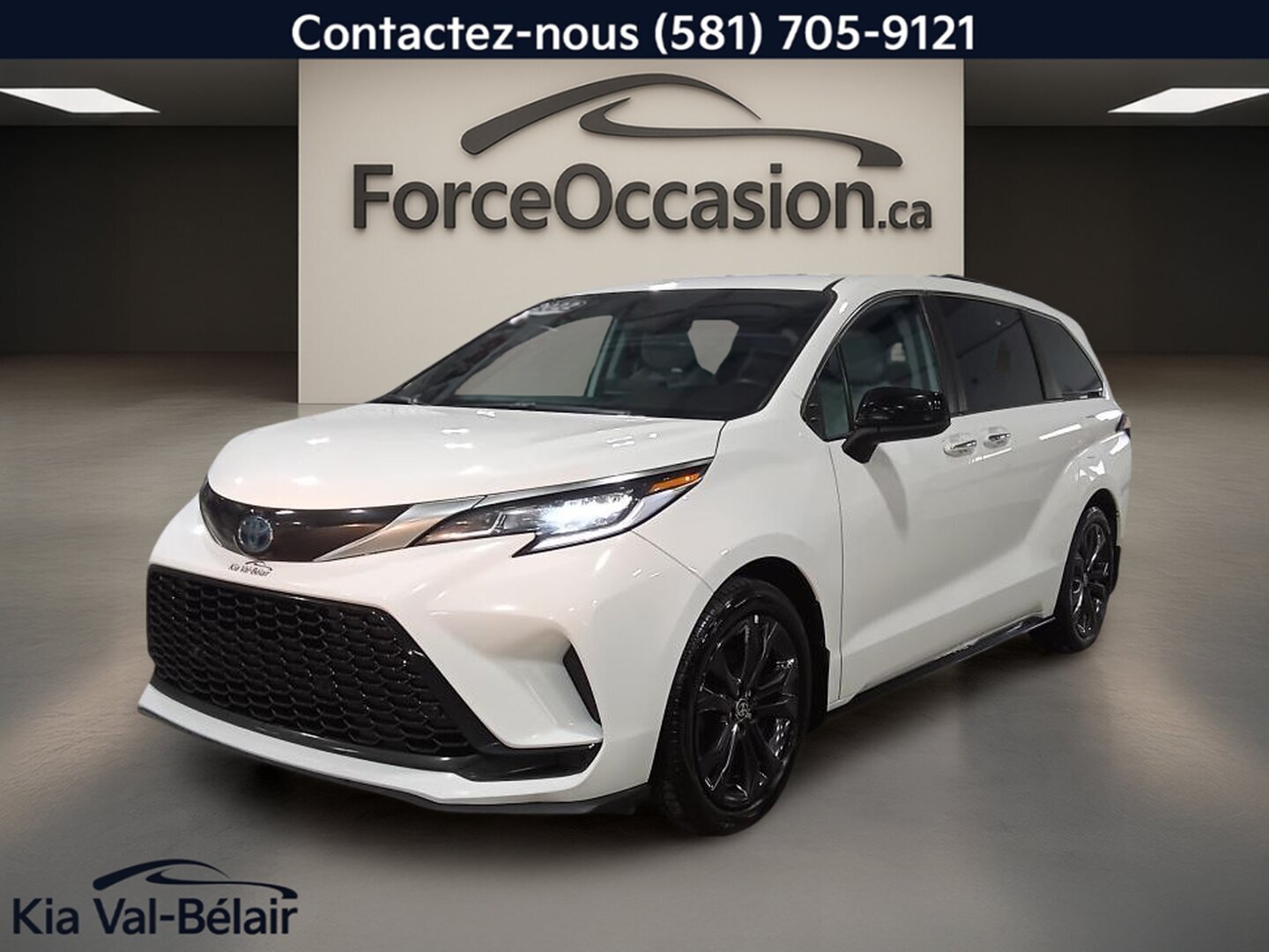 2022 Toyota Sienna Hybrid - Image 218