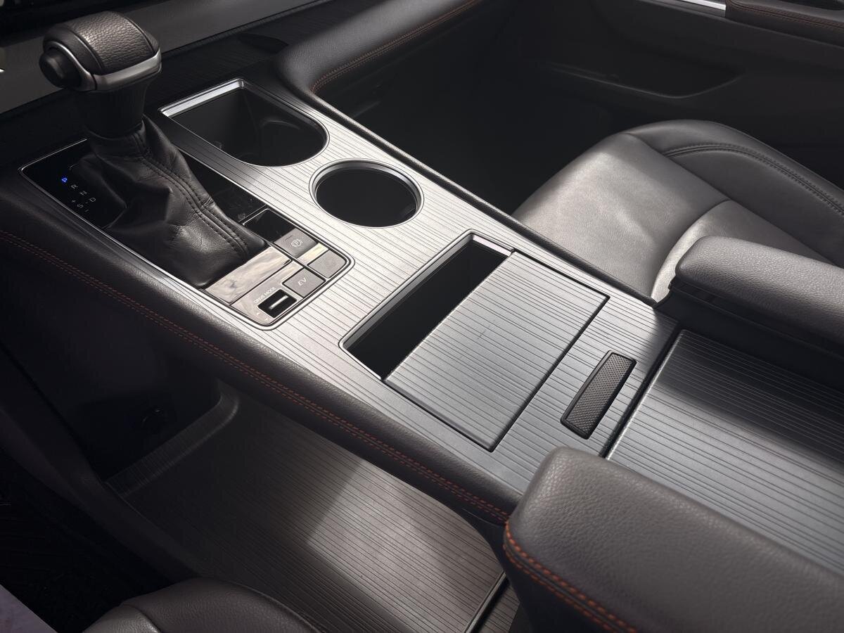 2022 Toyota Sienna Hybrid - Image 234