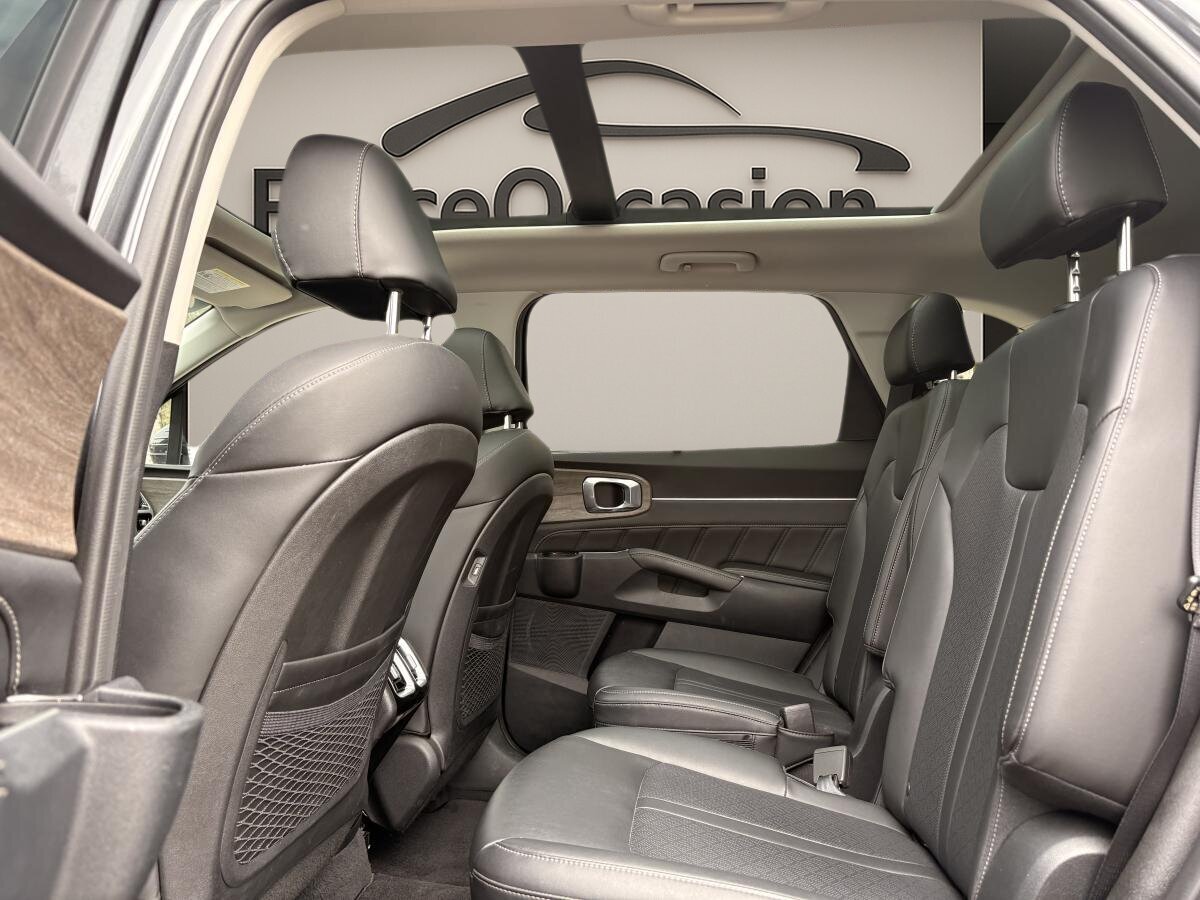 2022 Kia Sorento - Image 86