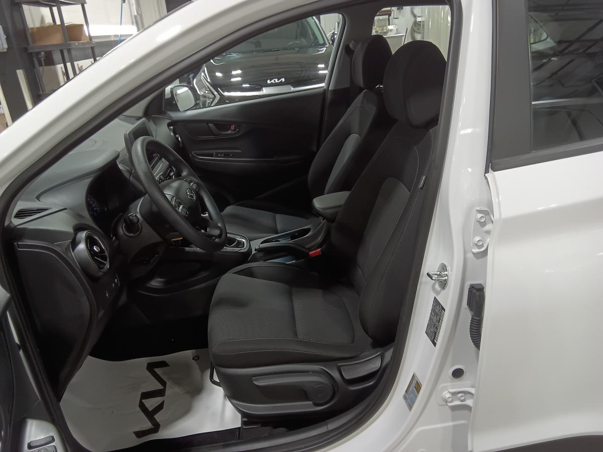 2023 Hyundai Kona - Image 25