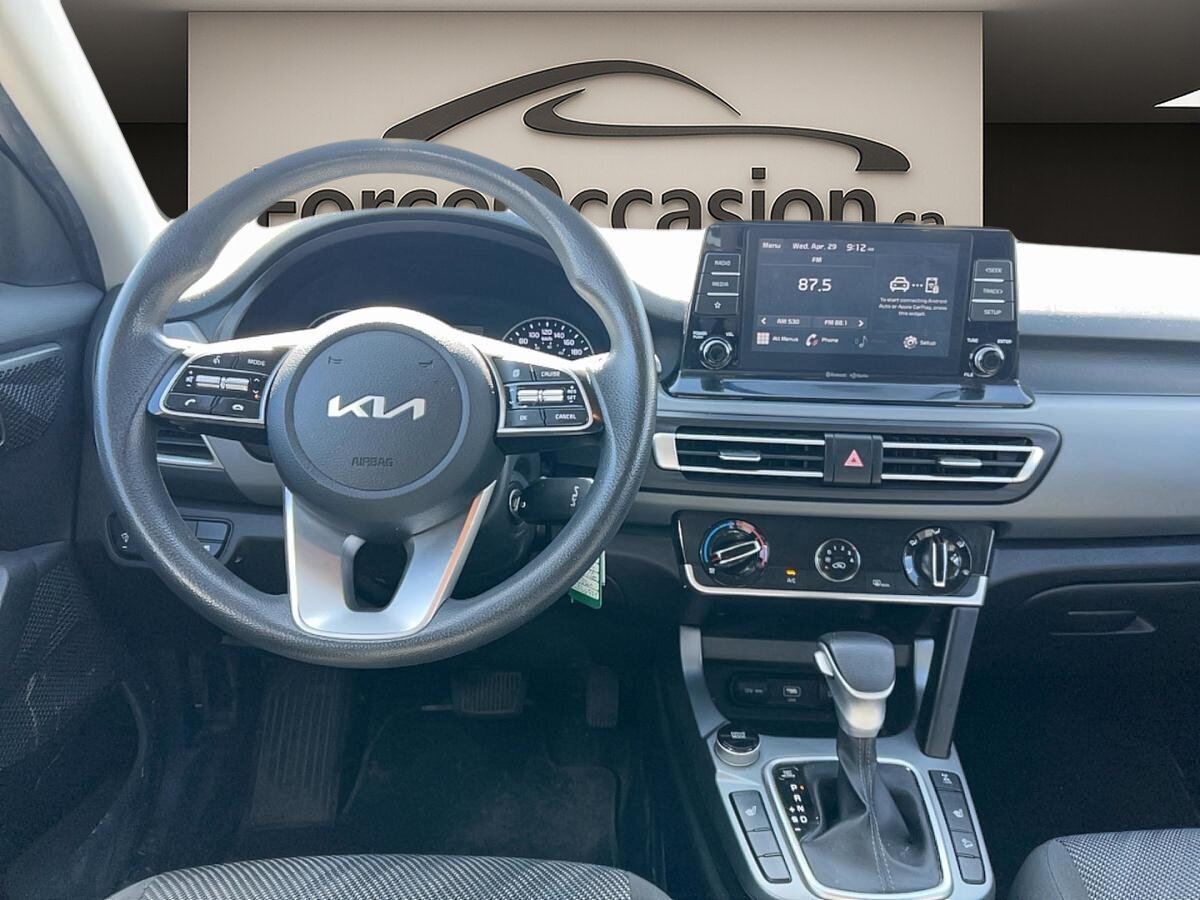 2022 Kia Seltos - Image 7
