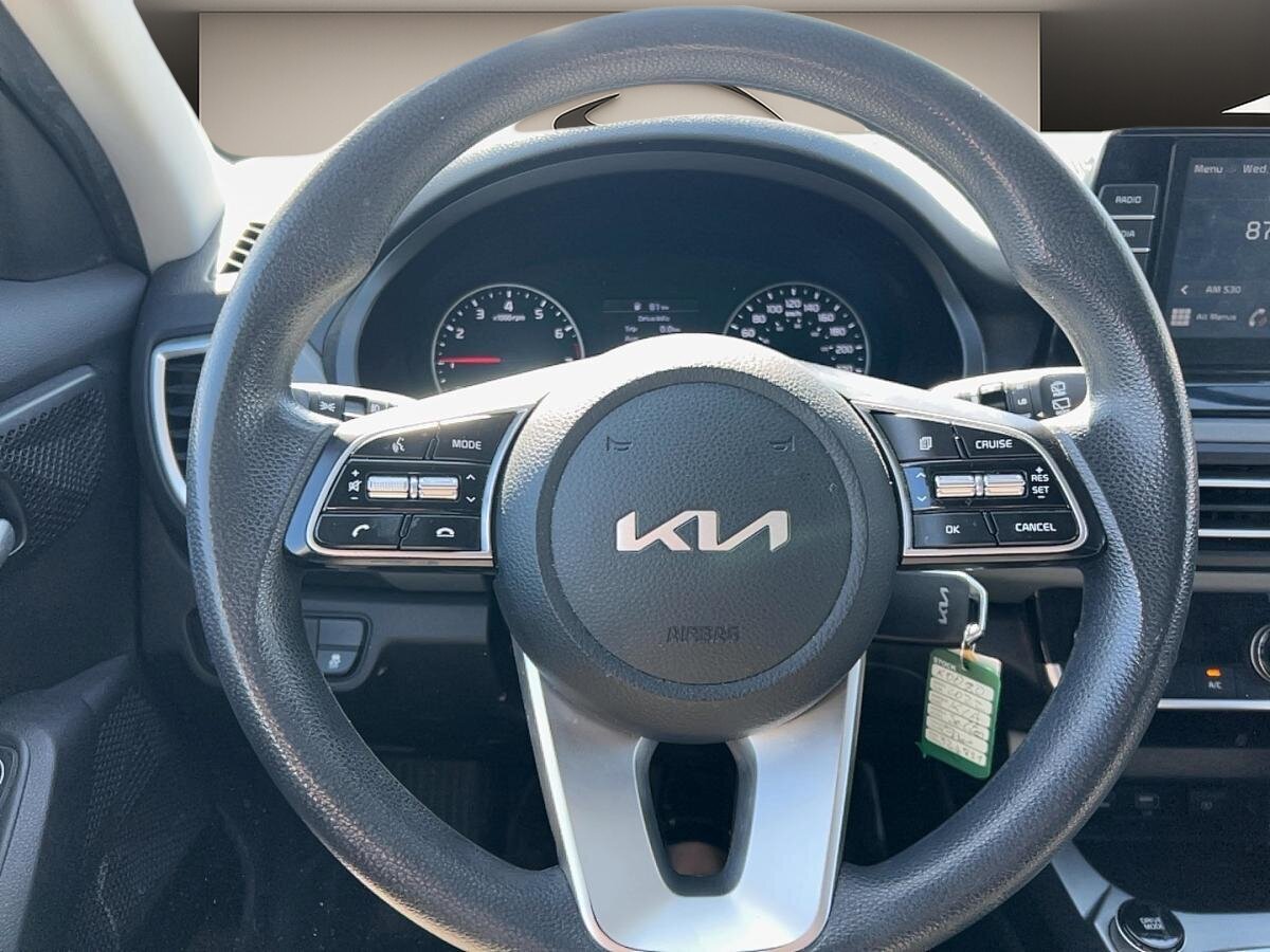 2022 Kia Seltos - Image 11