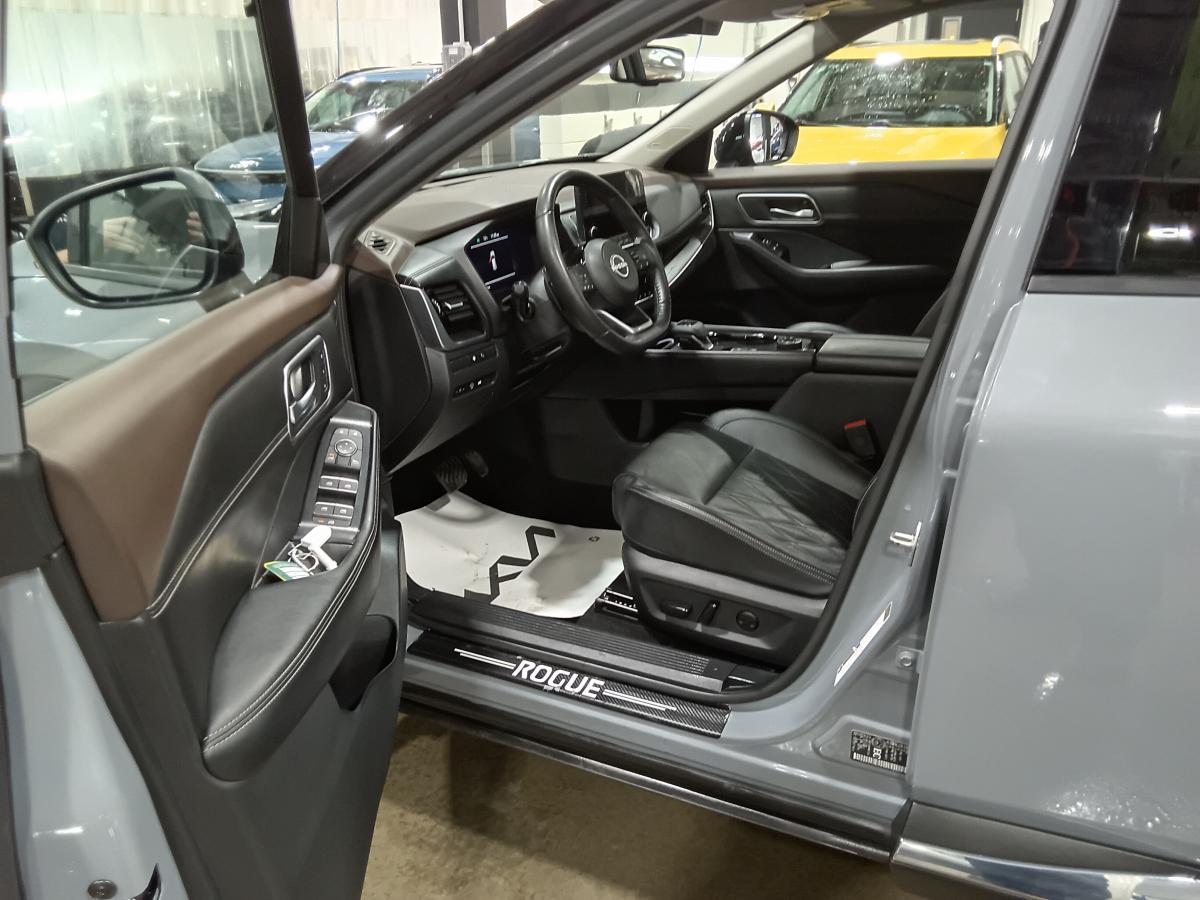 2023 Nissan Rogue - Image 20