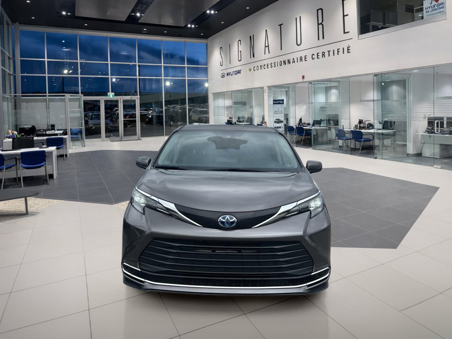 2024 Toyota Sienna - Image 161