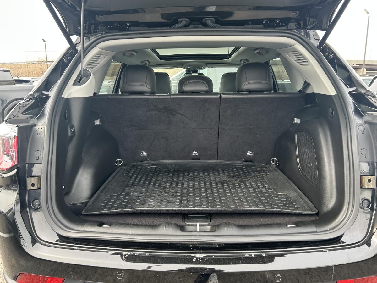 2022 Jeep Compass - Image 230