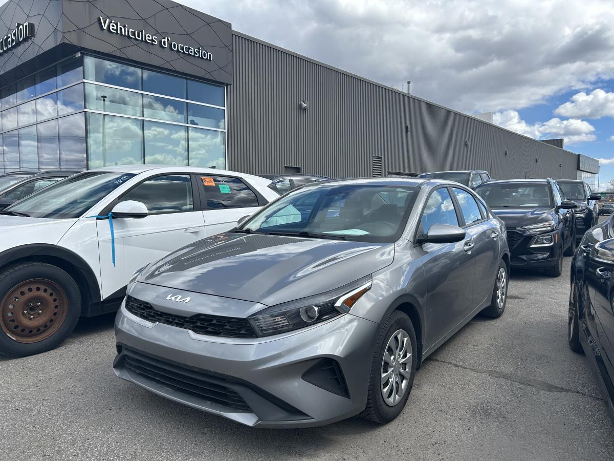 2022 Kia Forte - Image 26