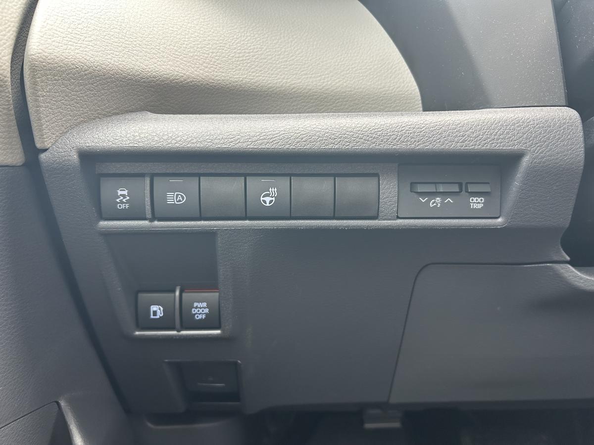 2024 Toyota Sienna - Image 217