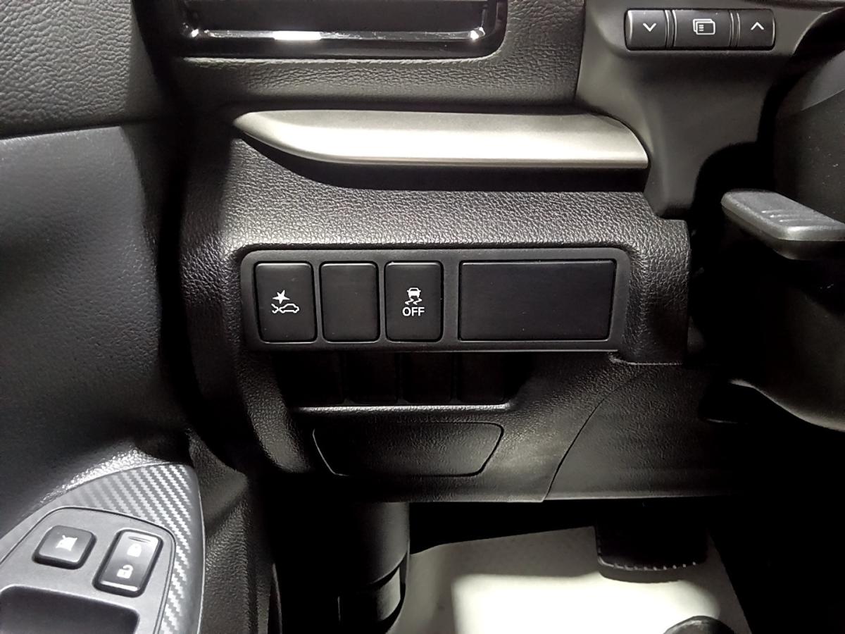 2022 Mitsubishi Eclipse Cross - Image 851