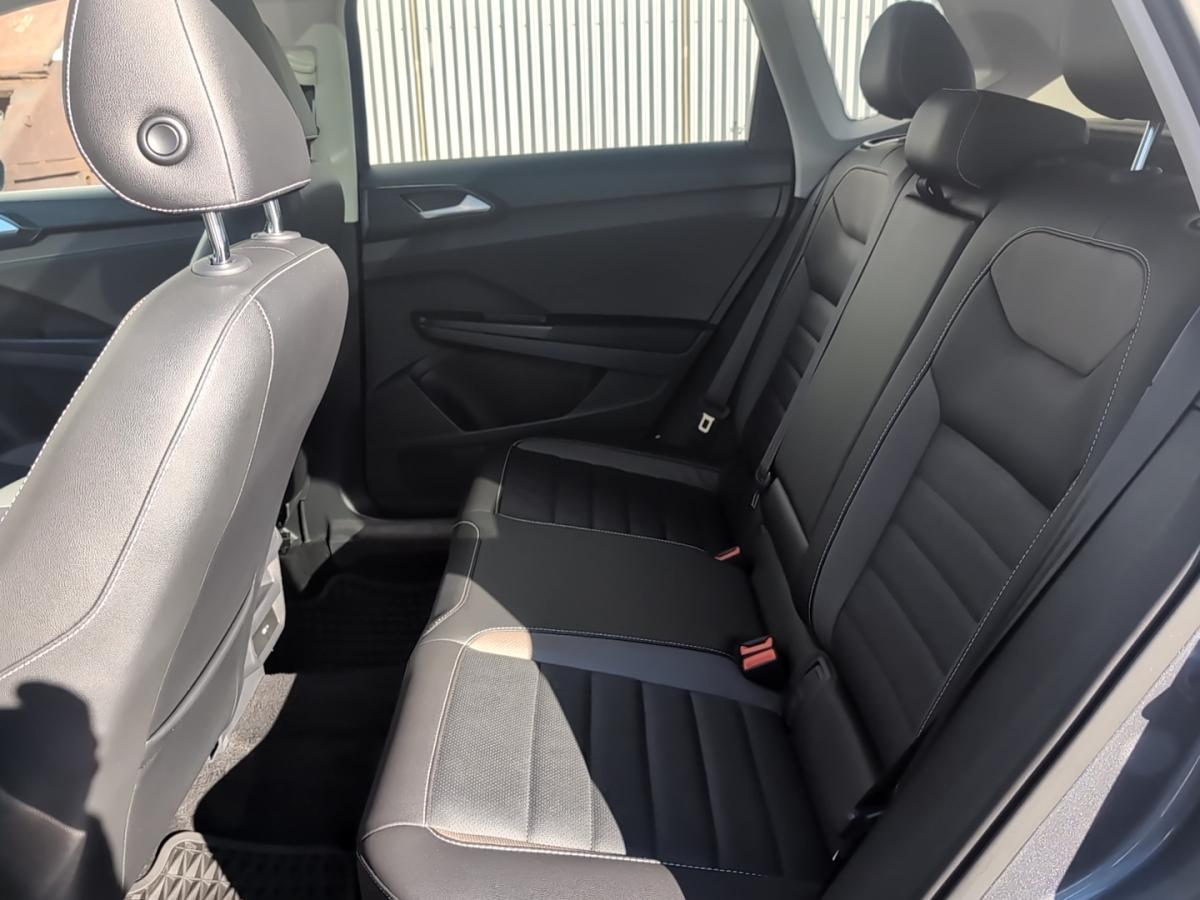 2023 Volkswagen Taos - Image 319