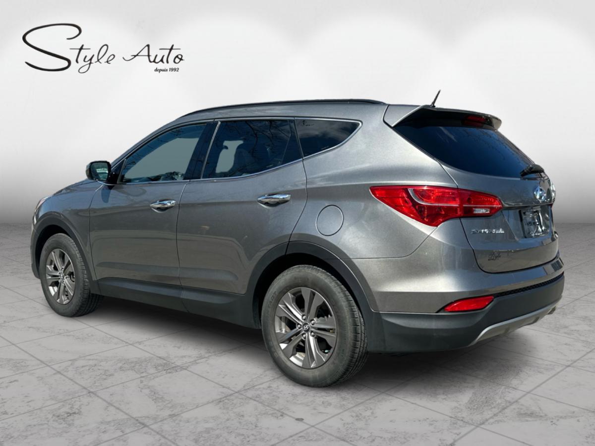 2015 Hyundai Santa Fe Sport - Image 236