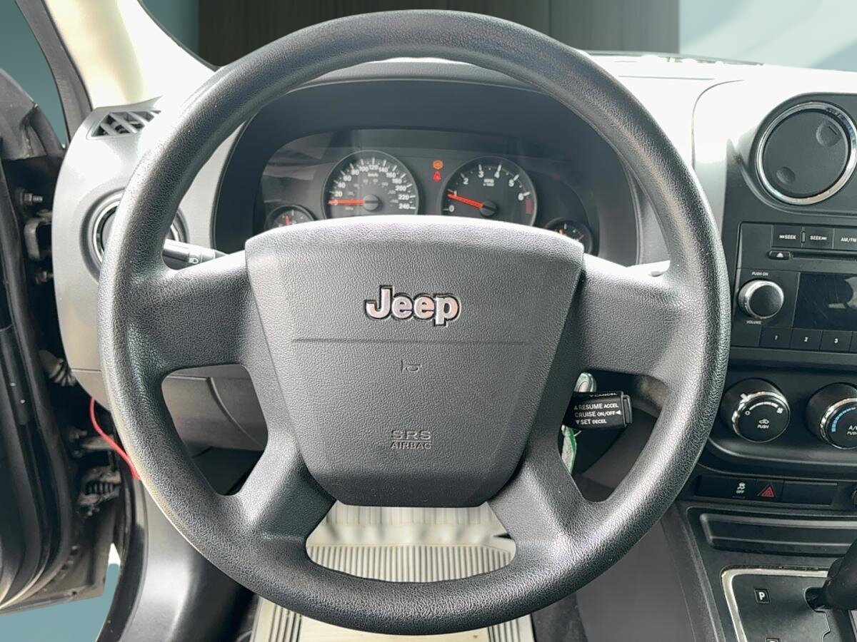 2010 Jeep Patriot - Image 10