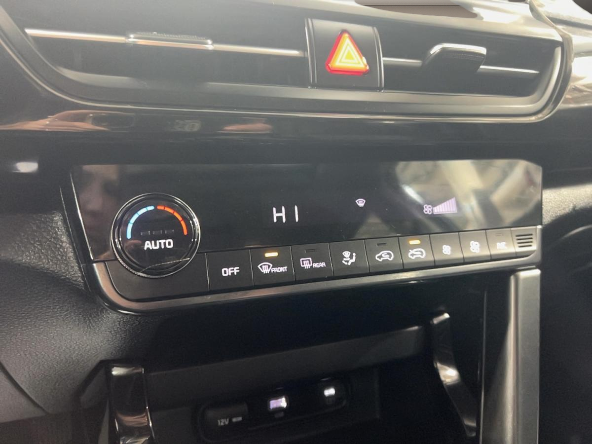 2024 Kia Seltos - Image 640