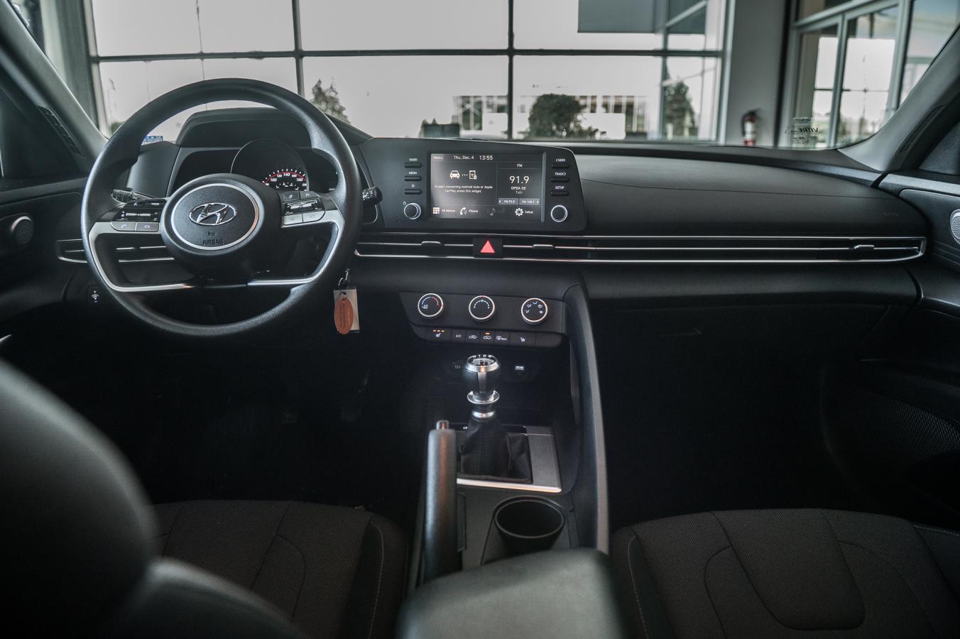 2022 Hyundai Elantra - Image 835