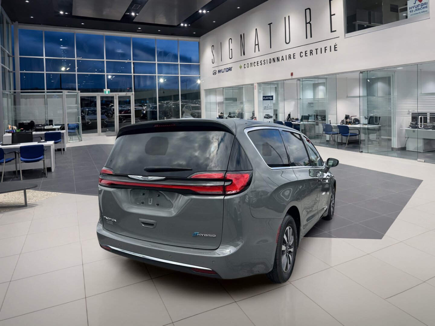 2022 Chrysler Pacifica Hybrid - Image 165