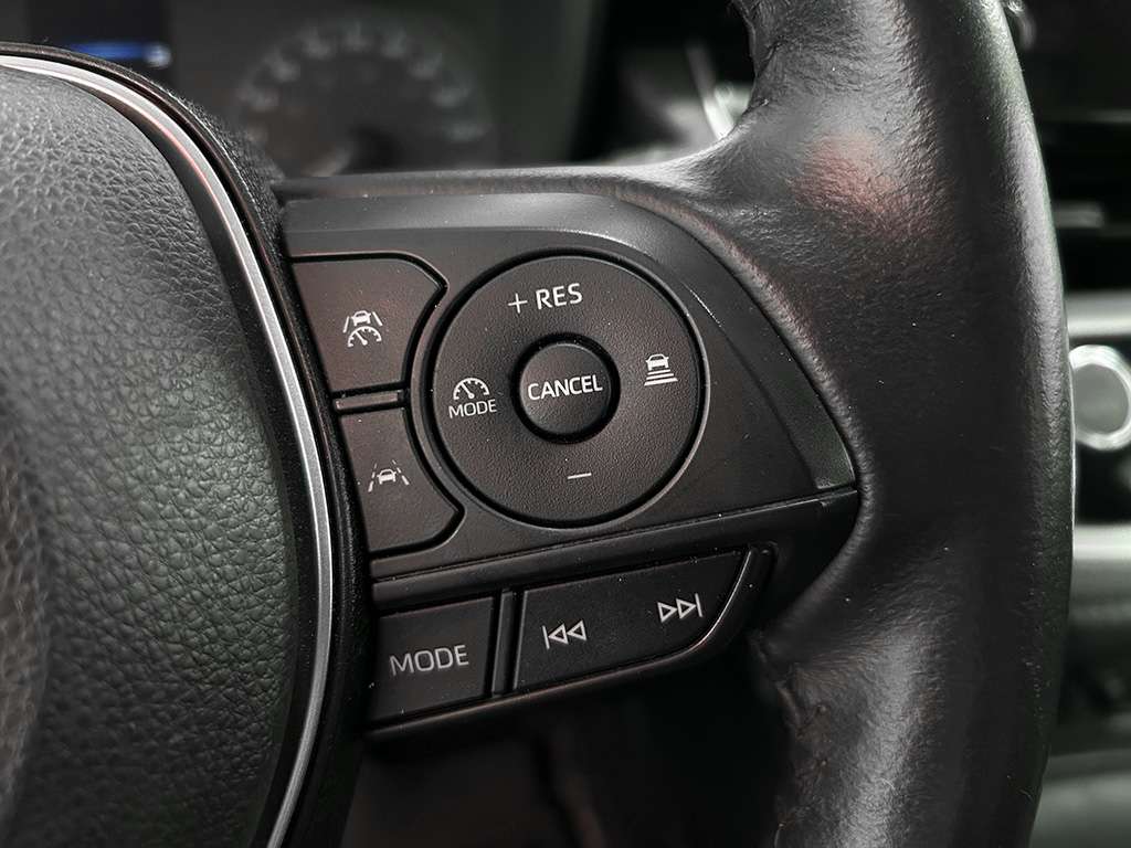 2024 Toyota Corolla - Image 36