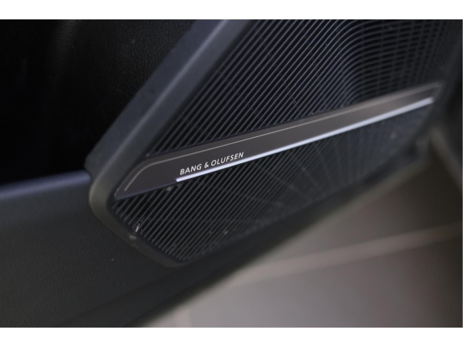 2022 Audi SQ5 - Image 65